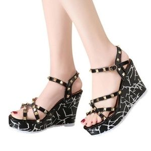 Summer Lady Fashion Footwear Wedge High Heels